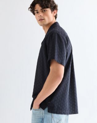 Relaxed Short Sleeve Resort Shirt in Dark Navy