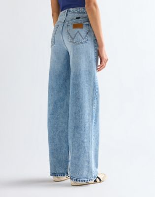 Loose Straight Jean in Blissful