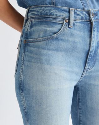 Kick Flare Jean in American Raw