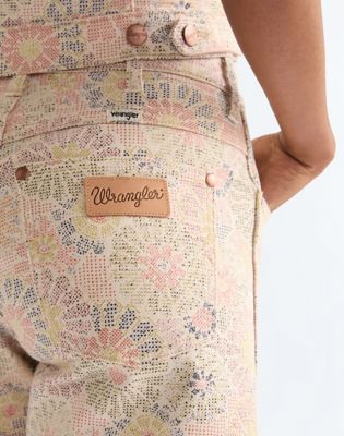 Relaxed Cowboy 12.7 cm Short in Firework Floral