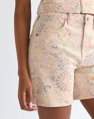Relaxed Cowboy 12.7 cm Short in Firework Floral