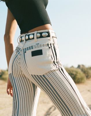 Wrangler 70S Jeansy z rozszerzanymi nogawkami Multi niebieski Stripe