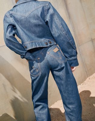 Super Wrangler Barrel Jean in Raw