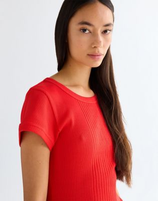 Slim Rib Capped T-Shirt in Flame Scarlet