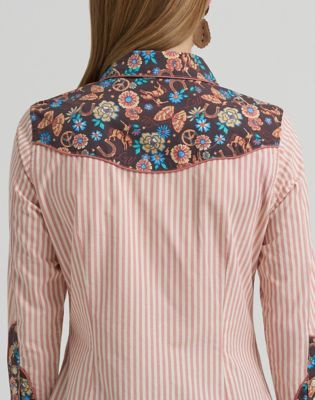 Lainey Wilson x Wrangler Prarie Print Shirt in Pink