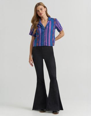 Lainey Wilson x Wrangler Jacquard Shirt in Blue