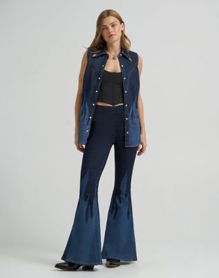 Lainey Wilson x Wrangler Flame Pull On Flare Jean in Rinse