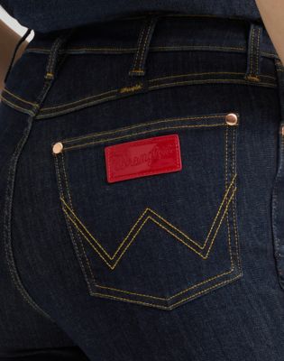 Lainey Wilson x Wrangler Lainey Flare Jean in Rinse