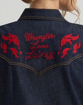 Lainey Wilson x Wrangler Sleeveless Shirt in Rinse