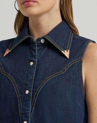 Lainey Wilson x Wrangler Sleeveless Shirt in Rinse