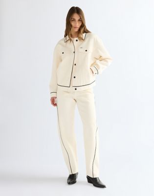 Piped Sleek Barrel Trousers in Egret