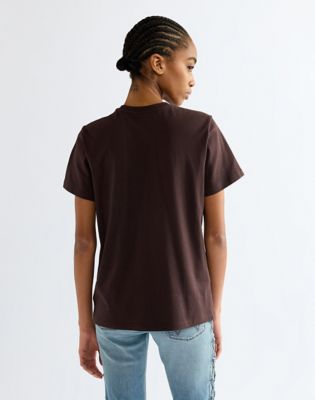 Slim Sign Off Tee in Chocolate Torte