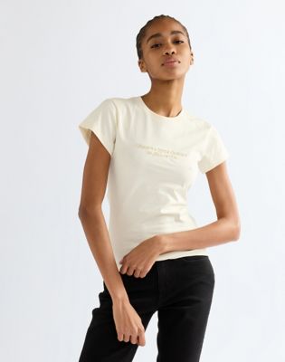 Slim Shrunken Band Tee in Egret