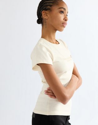 Slim Shrunken Band Tee in Egret