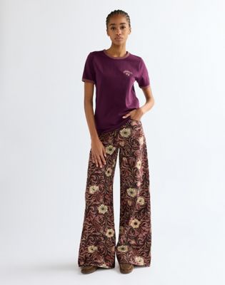 Slim Ringer Tee in Potent Purple