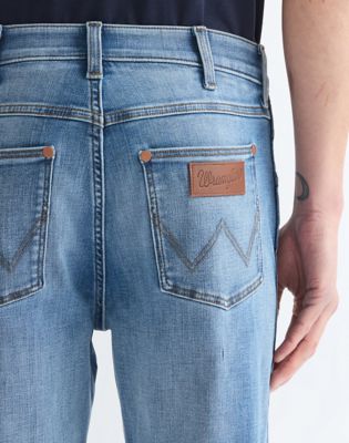 Larston Slim Tapered High Stretch Jean in Texas Sky