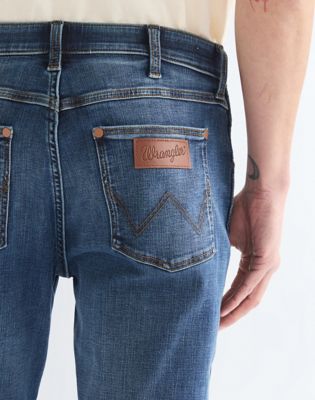 Larston Slim Tapered High Stretch Jean in Lightning