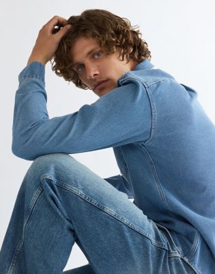 Regular One Pocket Shirt in Light Wash