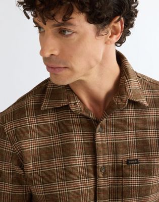 Regular One Pocket Shirt in Kangaroo