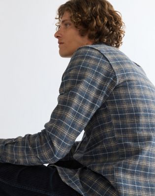 Regular One Pocket Shirt in Dark Navy