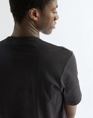 Regular Americana Tee in Black Beauty
