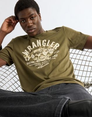 Regular Americana Tee in Olive Night