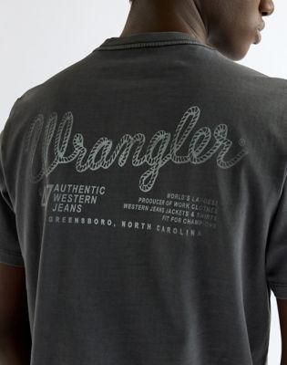 Regular Graphic Tee in Black Beauty