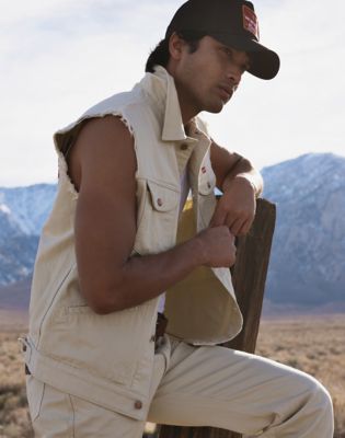 Wrangler&reg; x Coors&reg; Vest in Ecru