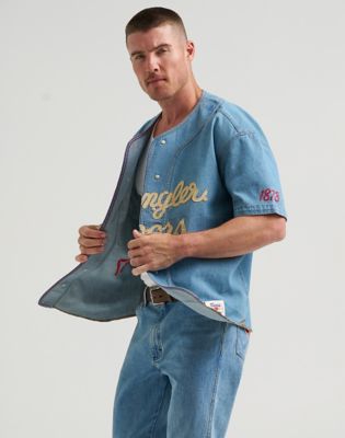 Wrangler&reg; x Coors&reg; Denim Jersey in Beer Wash