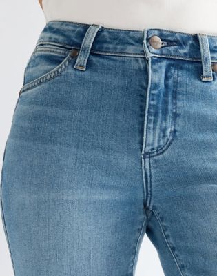 Straight Jean in Lotus