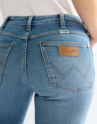 Straight Jean in Lotus