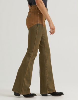 Lainey Wilson x Wrangler Chapped Flare Jean in Brown