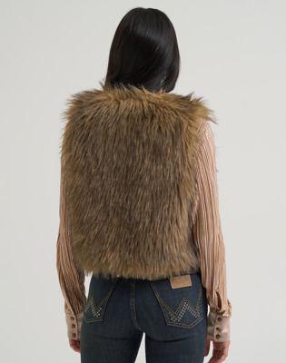 Lainey Wilson x Wrangler Faux Fur Vest in Brown