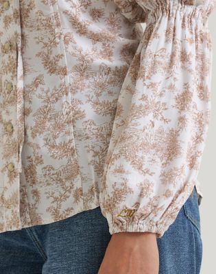 Lainey Wilson x Wrangler Lainey Blouse in Folk Floral