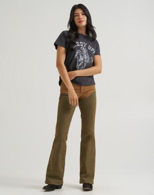 Lainey Wilson x Wrangler Giddy Up Tee in Black