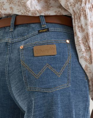 Lainey Wilson x Wrangler Cheeky Wide Leg Jean in Indigo Chenille