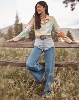 Lainey Wilson x Wrangler Chapped Cheeky Wide Leg Jean in Classic Blue