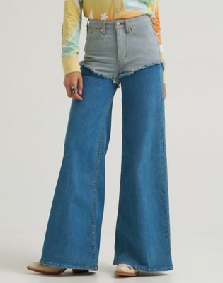 Lainey Wilson x Wrangler Chapped Cheeky Wide Leg Jean in Classic Blue