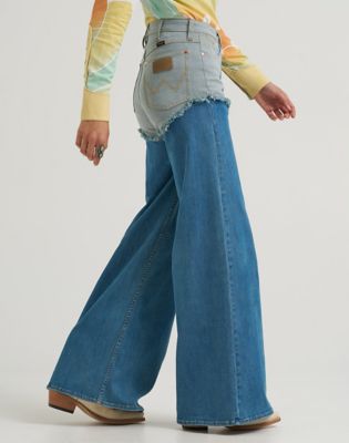 Lainey Wilson x Wrangler Chapped Cheeky Wide Leg Jean in Classic Blue