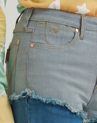 Lainey Wilson x Wrangler Chapped Cheeky Wide Leg Jean in Classic Blue