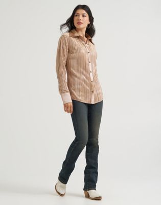 Lainey Wilson x Wrangler Lainey Snap Shirt in Rose Gold
