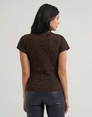 Lainey Wilson x Wrangler Rodeo Nights Tee in Leopard Print