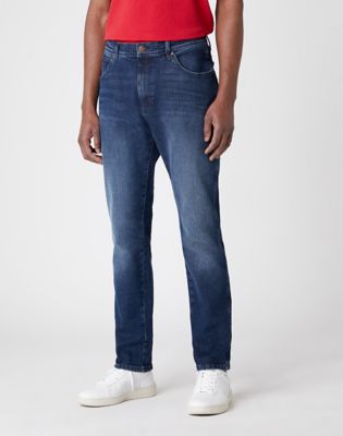 wrangler tapered fit jeans