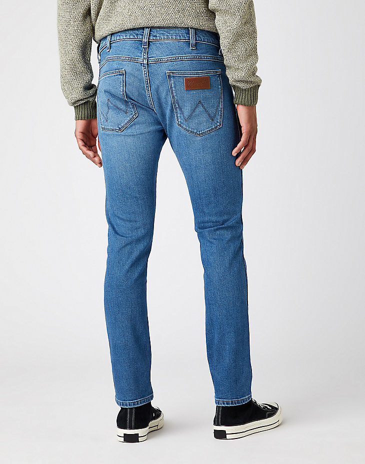 Bryson Jeans in Whisk Blue alternative view 2
