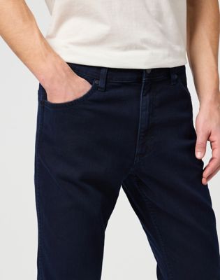 Greensboro Low Stretch in Black Back alternative view 3