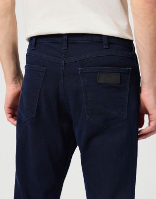 Greensboro Low Stretch in Black Back alternative view 4