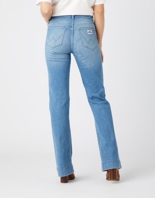 Flare Jeans | Catalog | Wrangler®