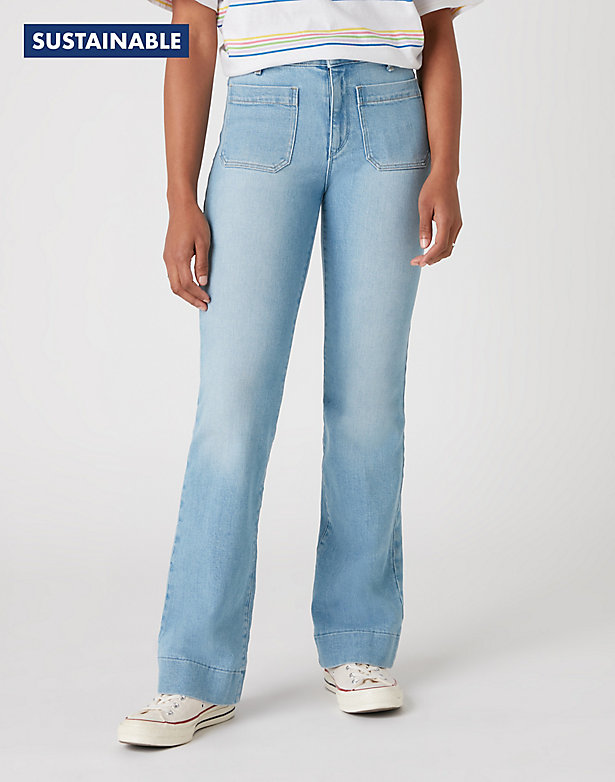 Flare Jeans in Clear Blue