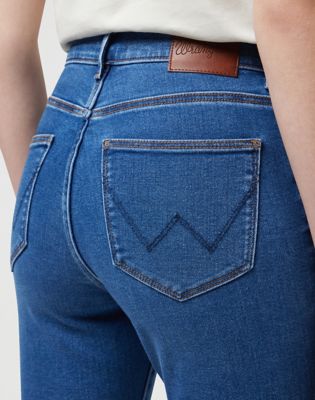 High Skinny Jeans in Camellia alternative view 4