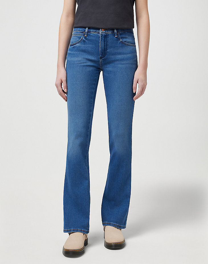Bootcut Jeans in Camellia main view